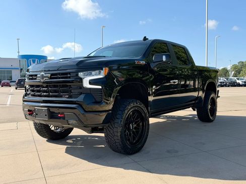 Used 2026 Chevrolet Silverado 1500 LT Trail Boss w/ Safety Package AWD/4WD image 3