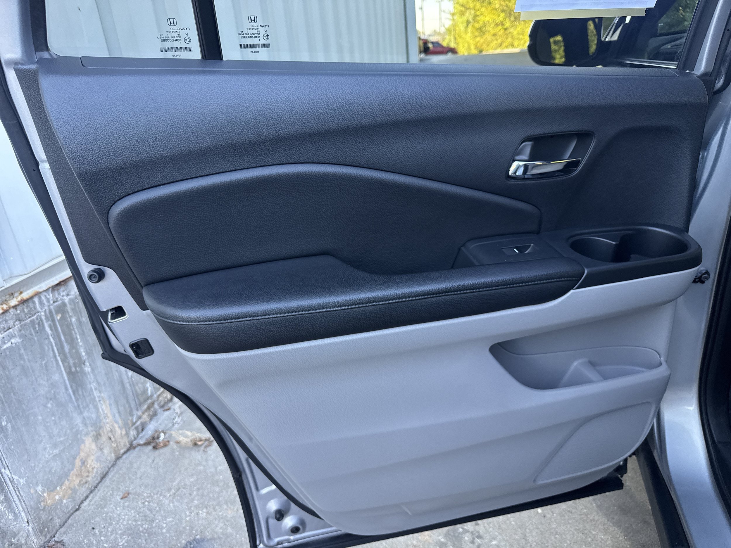 Used 2017 Honda Pilot LX image 10