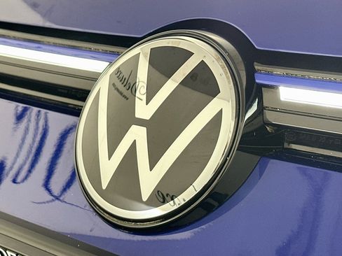 Used 2024 Volkswagen Golf R AWD/4WD image 33