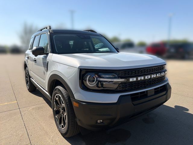 New 2026 Ford Bronco Sport Outer Banks w/ Outer Banks Tech Package+ AWD/4WD image 3