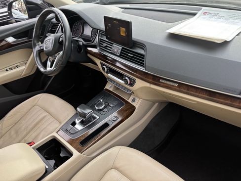 Used 2018 Audi Q5 2.0T Premium w/ Convenience Package image 10