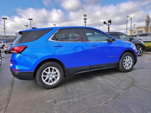 Used 2024 Chevrolet Equinox LT w/ LPO, Floor Liner Package image 10