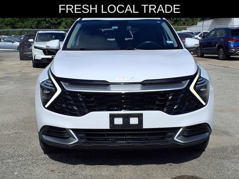 Used 2025 Kia Sportage EX FWD image 3