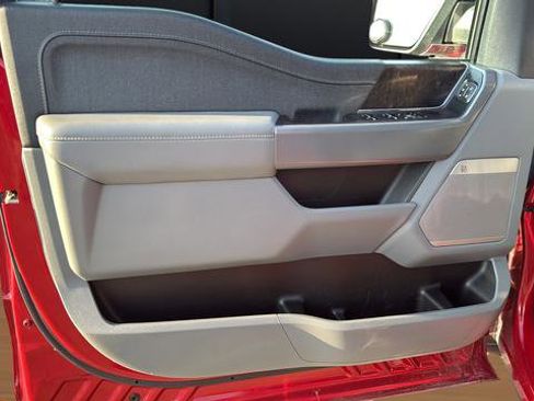 Used 2022 Ford F150 Lariat w/ Equipment Group 501A Mid image 21