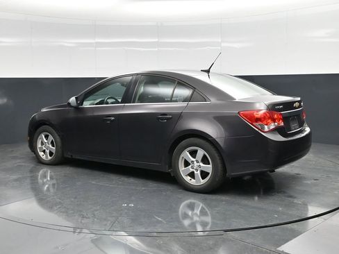Used 2014 Chevrolet Cruze LT FWD image 10