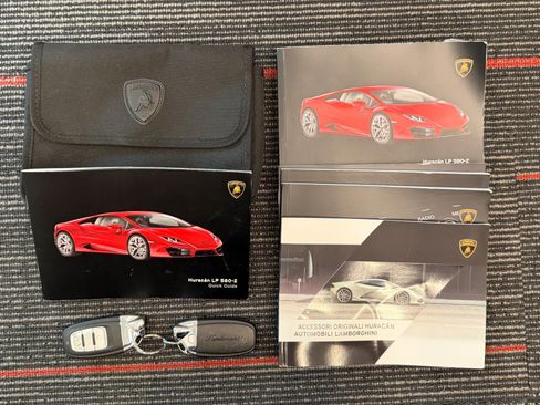 Used 2017 Lamborghini Huracan LP 580-2 RWD image 17