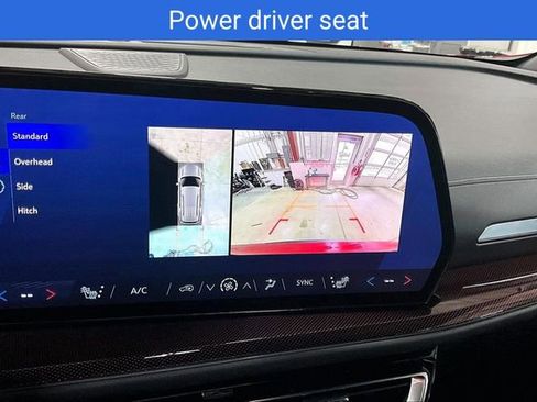 Certified 2024 Chevrolet Traverse Z71 w/ Enhanced Driving Package AWD/4WD image 18
