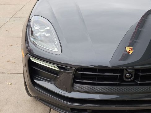 New 2026 Porsche Macan image 12