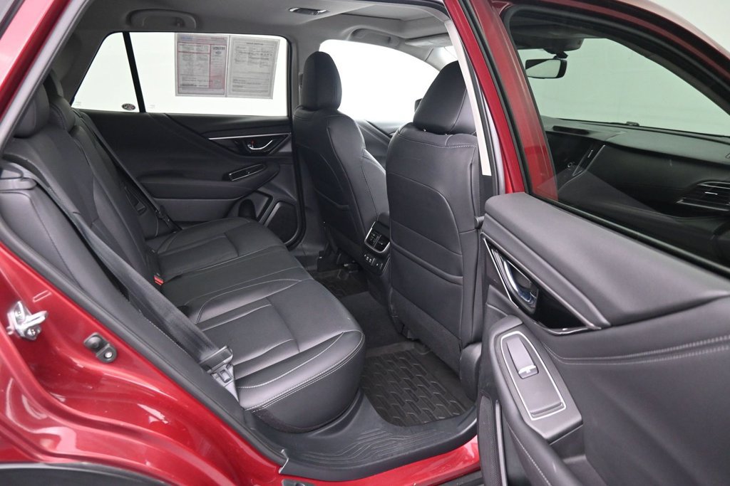 Used 2022 Subaru Outback Limited AWD/4WD image 12