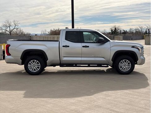Used 2023 Toyota Tundra SR5 image 9