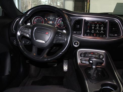 Used 2018 Dodge Challenger R/T Scat Pack image 12