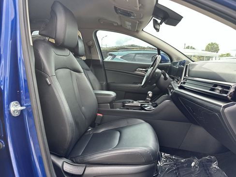 Used 2024 Kia Sportage EX FWD image 25