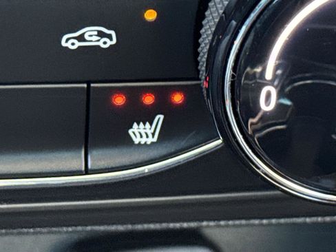 Used 2024 Buick Encore GX Preferred w/ Comfort Package image 18