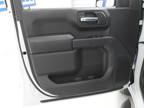 New 2026 Chevrolet Silverado 1500 Custom RWD image 10