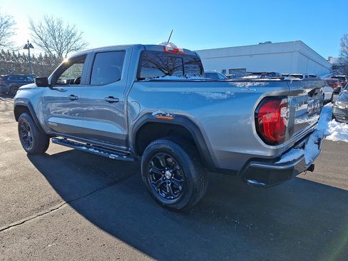 Used 2023 GMC Canyon Elevation w/ Elevation Premium Package image 4