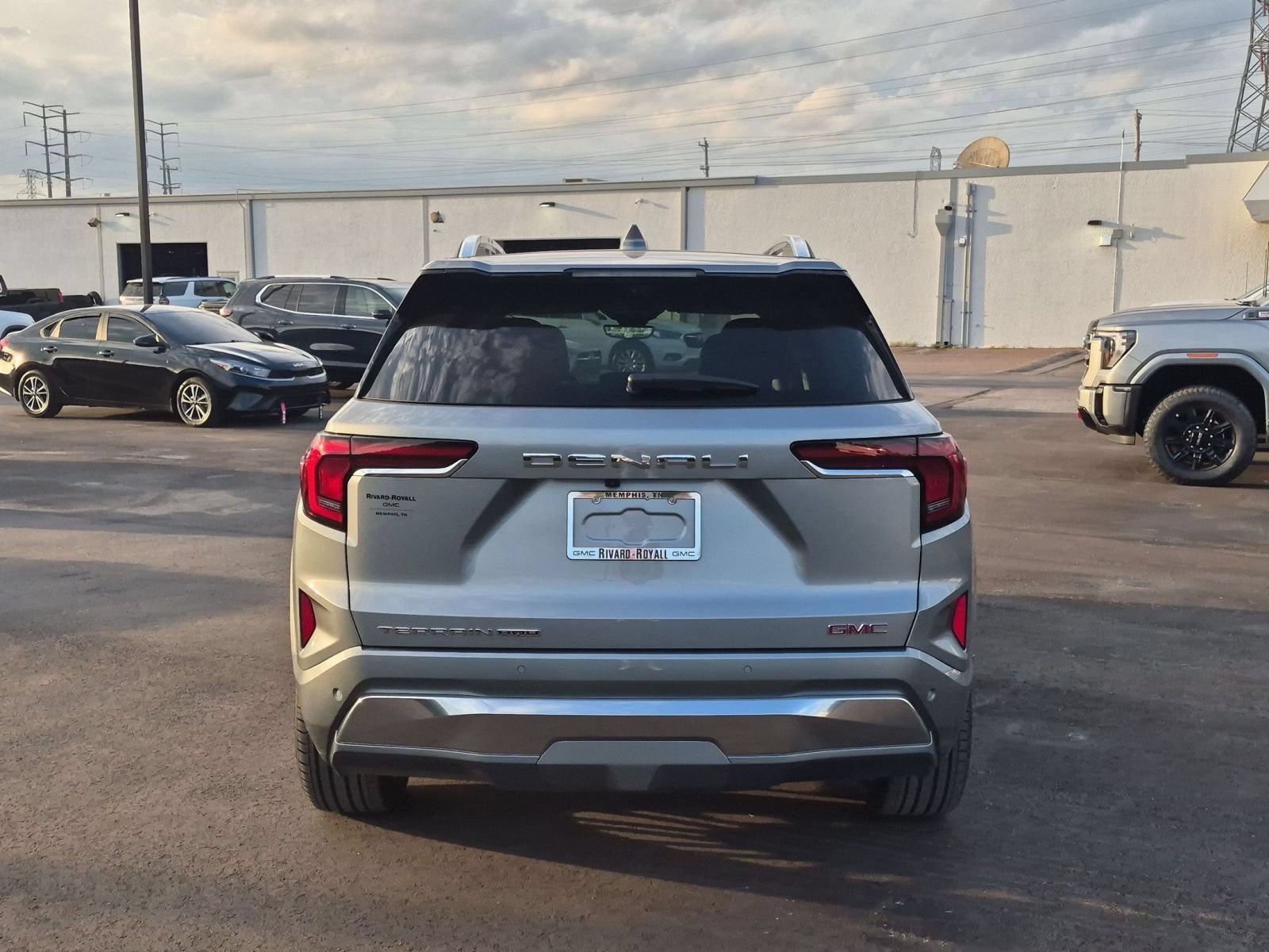 Used 2026 GMC Terrain Denali AWD/4WD image 5