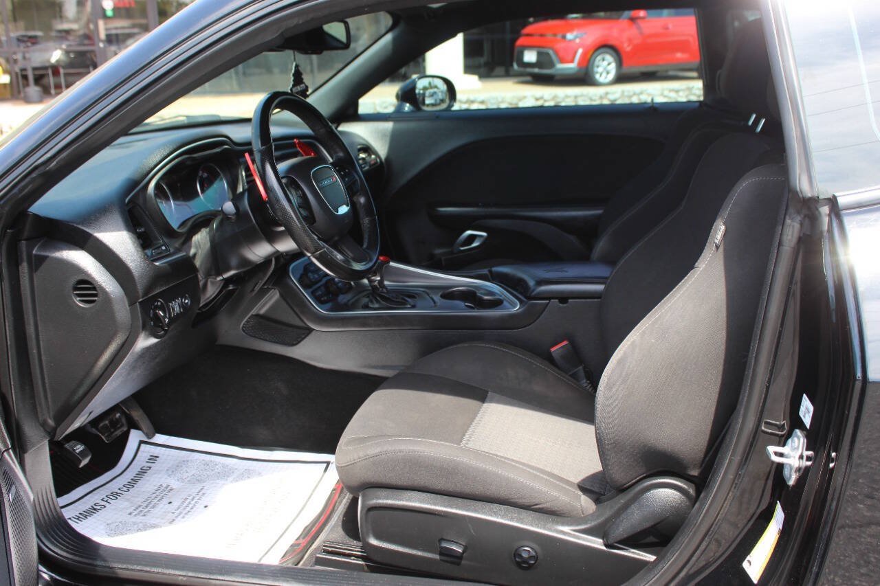 Used 2020 Dodge Challenger R/T Scat Pack RWD image 13