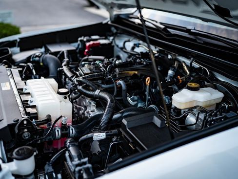 Used 2025 Toyota Tacoma SR5 image 39