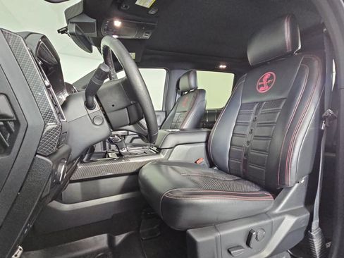 Used 2019 Ford F150 Lariat w/ Equipment Group 502A Luxury AWD/4WD image 14