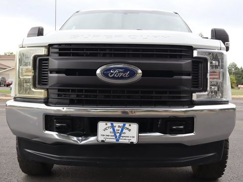 Used 2018 Ford F250 XL w/ Power Equipment Group AWD/4WD image 13
