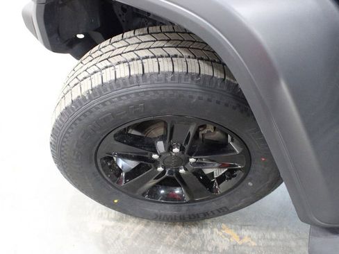 Used 2021 Jeep Wrangler Unlimited Sport image 43