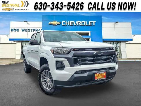 New 2025 Chevrolet Colorado LT image 1