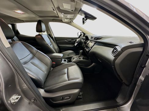 Used 2022 Nissan Rogue Sport SL w/ Premium Package image 33