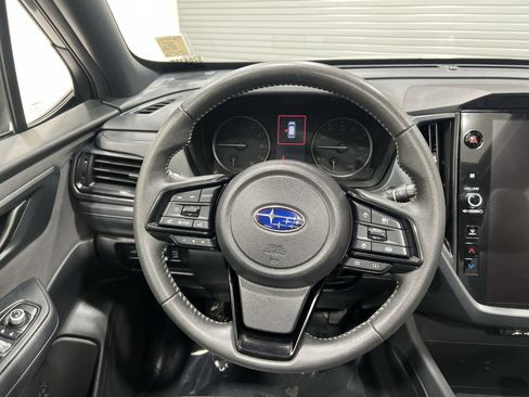 Used 2025 Subaru Forester Premium w/ Convenience Package #1 AWD/4WD image 14