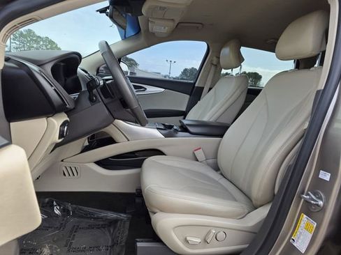 Used 2019 Lincoln Nautilus FWD image 13