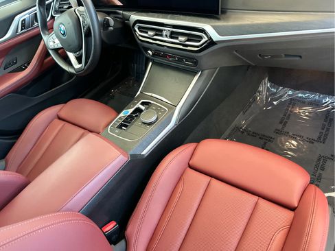 Used 2023 BMW i4 eDrive35 w/ Premium Package RWD image 9