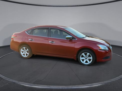 Used 2014 Nissan Sentra SV FWD image 2