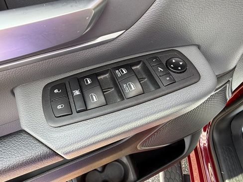 Used 2021 RAM 1500 Big Horn image 13