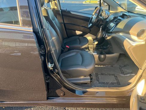 Used 2014 Chevrolet Spark LT image 22