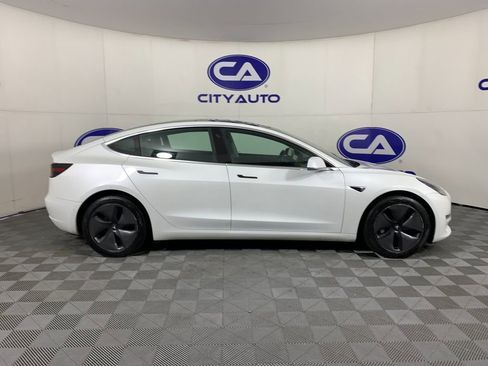 Used 2019 Tesla Model 3 Long Range image 2