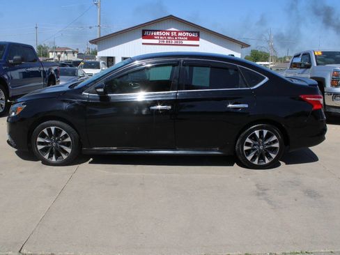 Used 2018 Nissan Sentra SR FWD image 1