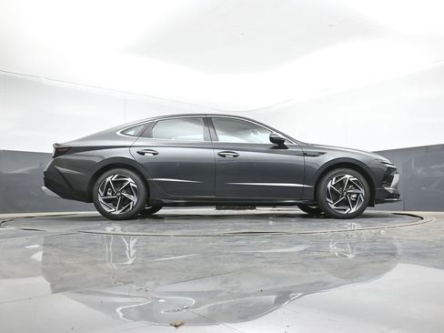 New 2026 Hyundai Sonata SEL FWD image 14