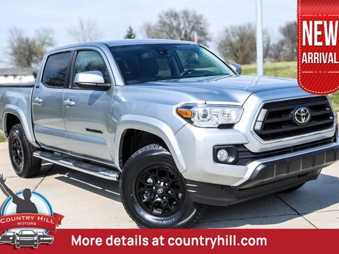 Used 2022 Toyota Tacoma SR5 image 1