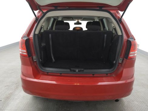 Used 2019 Dodge Journey SE image 29