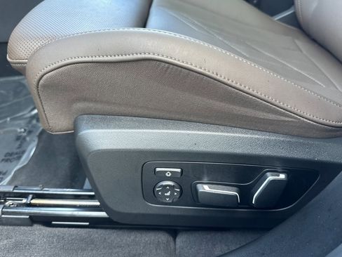 Used 2025 BMW X3 xDrive30i w/ Convenience Package image 13