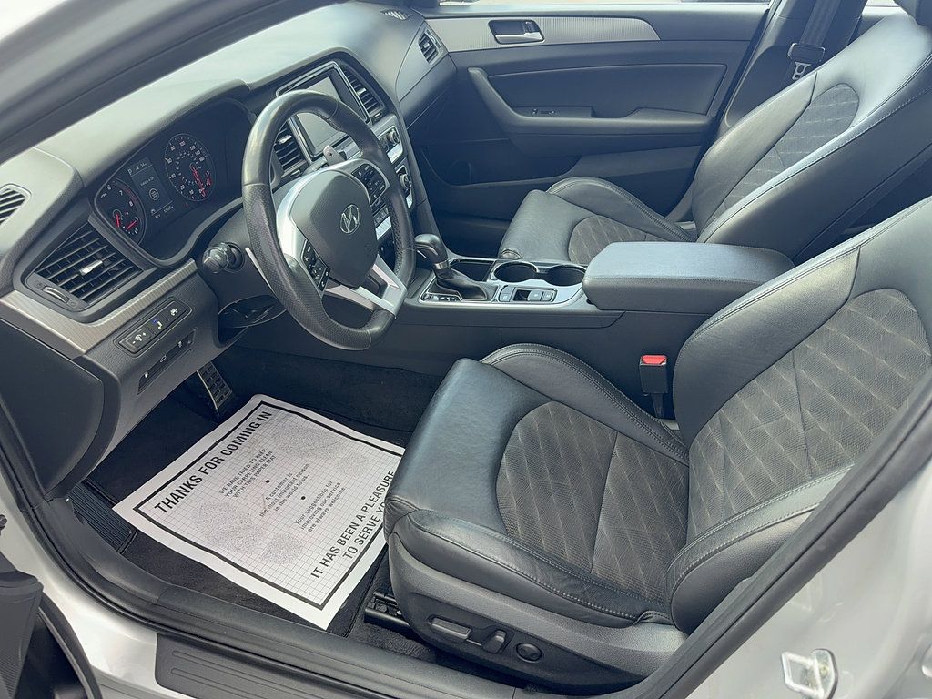 Used 2019 Hyundai Sonata Sport w/ Tech Package 03 FWD image 9