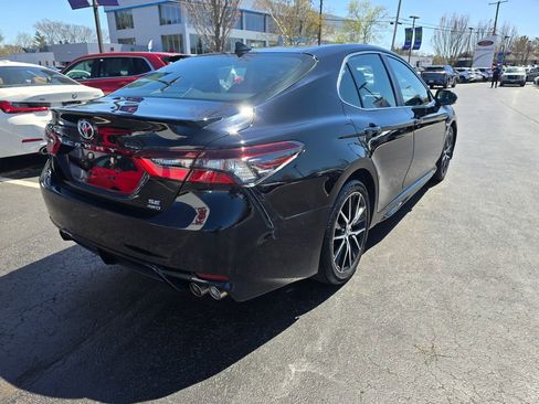 Certified 2023 Toyota Camry SE w/ Cold Weather Package AWD/4WD image 8
