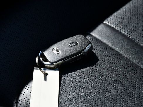 Used 2021 Kia Sorento S AWD/4WD image 18
