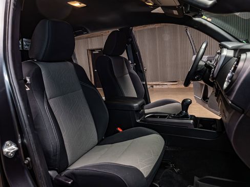 Used 2023 Toyota Tacoma TRD Sport w/ Advanced Technology Package image 24