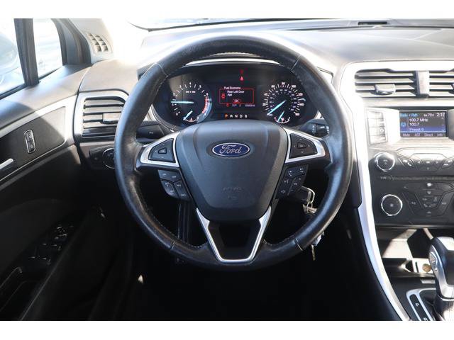 Used 2013 Ford Fusion SE FWD image 9