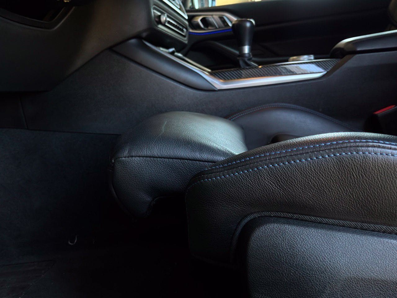 Used 2021 BMW M4 Coupe w/ Executive Package RWD image 13