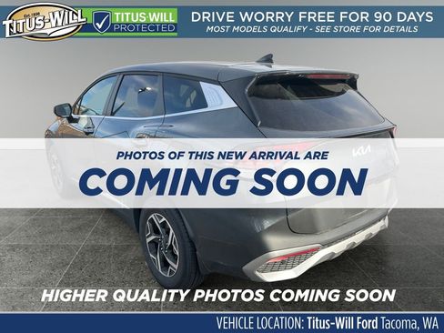 Used 2024 Kia Sportage LX image 3