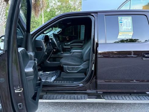 Used 2019 Ford F150 XLT w/ Equipment Group 302A Luxury AWD/4WD image 11