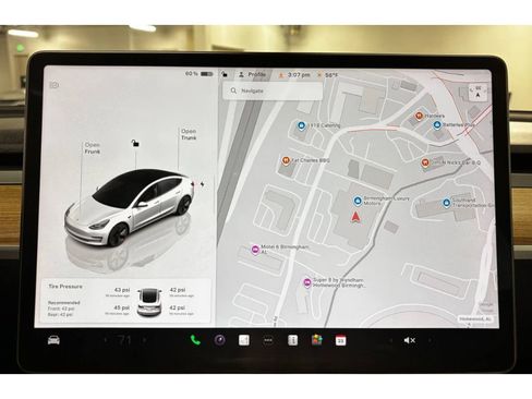 Used 2023 Tesla Model 3 Standard Range image 30