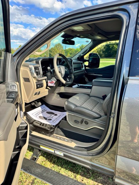 Used 2026 Ford F450 Platinum w/ Platinum Plus Package AWD/4WD image 4