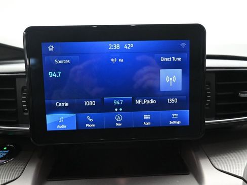 Used 2021 Ford Explorer XLT w/ Equipment Group 202A image 16